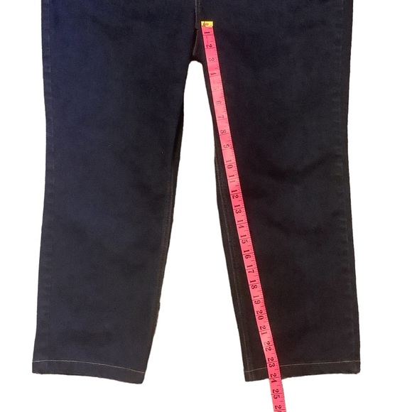 DC SAVVY CROPPED DARK WASH PULL-UP JEANS/ Size 18P - Picture 7 of 8